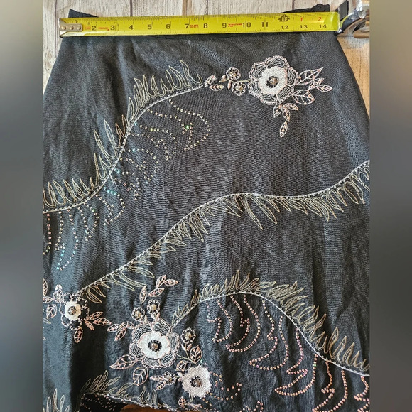 Anne Carson Size 8• 100% Linen Black Lined Embroidered Beaded Midi Skirt Fairy - Picture 8 of 9